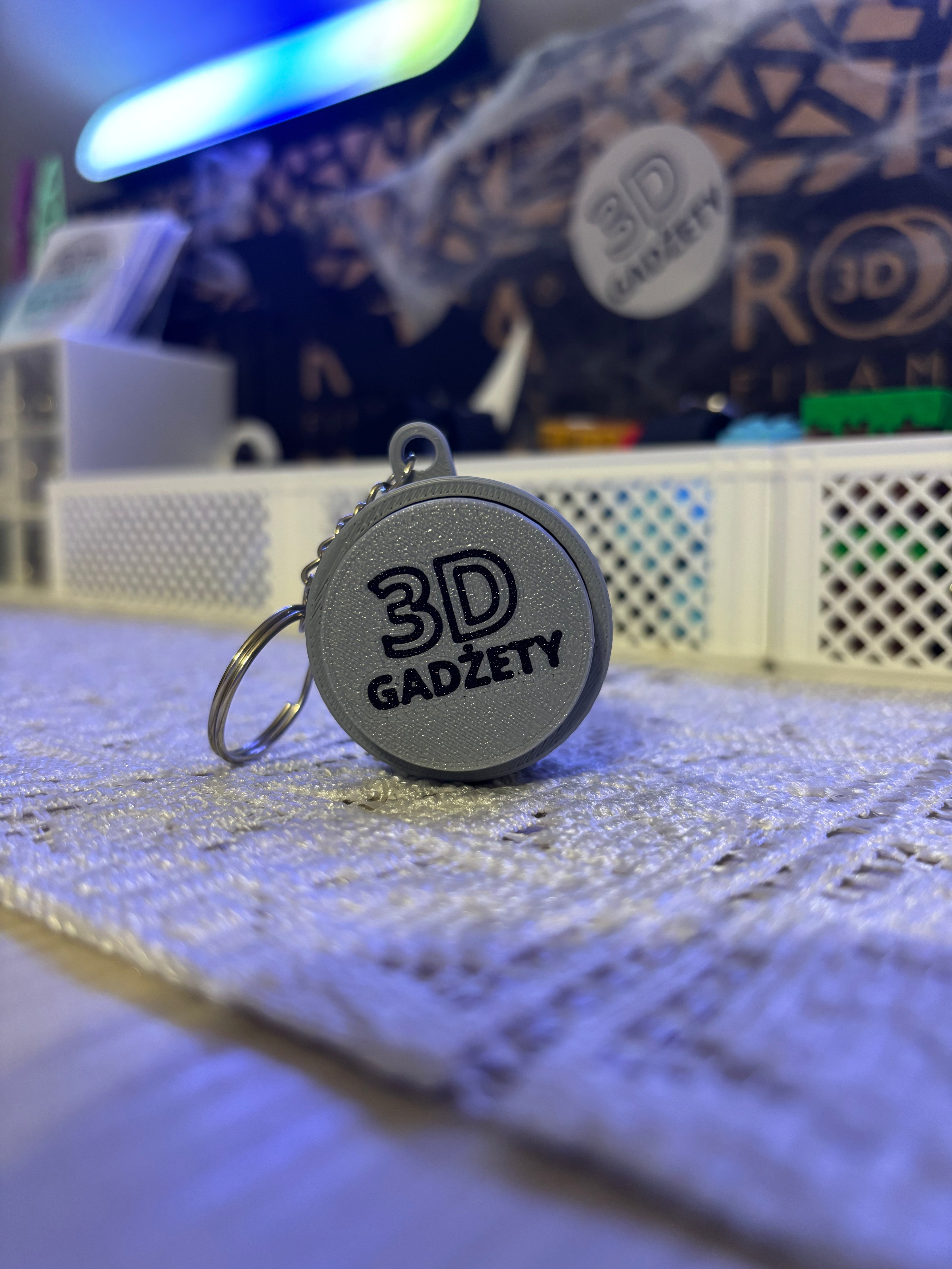 CLICKER logo gadżety 3D